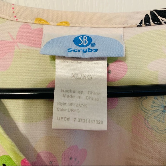 SB Scrubs Woman’s Size XL Set Butterfly and Flower Print Top Blue Pant - Picture 2 of 6